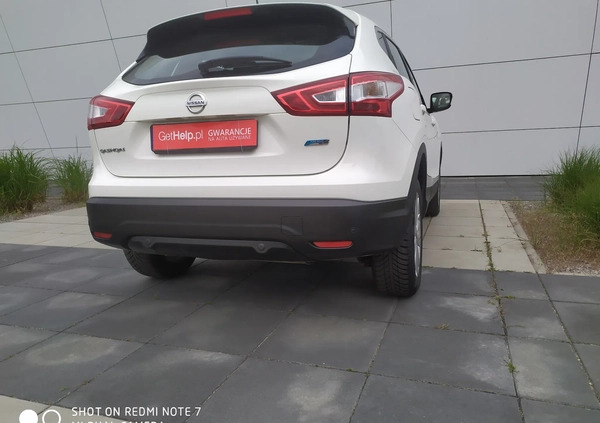 Nissan Qashqai cena 48900 przebieg: 120990, rok produkcji 2015 z Człopa małe 781